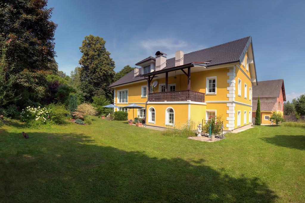 Landhaus Ferk ウンテーブルク・アム・クロッパイナー・ゼー エクステリア 写真